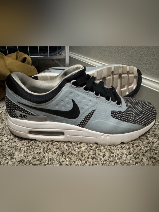 Nike Other - Nike Men’s Light Gray Blue & Black Casual Sneaker
